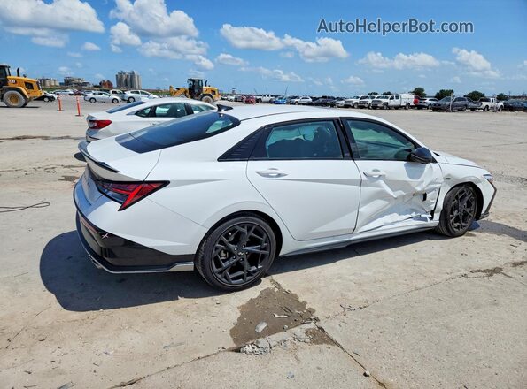 KMHLR4DF3SU026124 2025 HYUNDAI ELANTRA Белый Задняя правая четверть