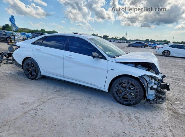 KMHLR4DF6RU808959 2024 HYUNDAI ELANTRA White Առջևի աջ