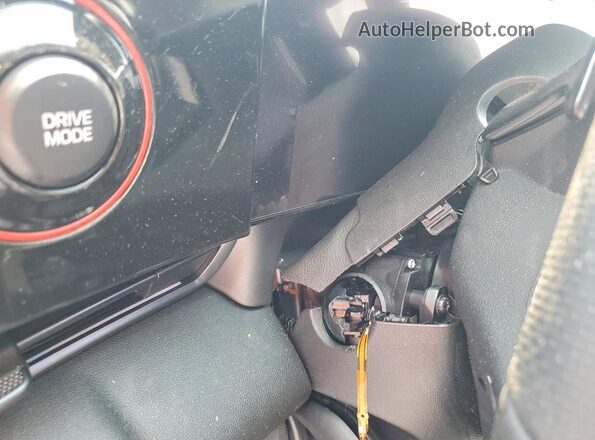 KMHLR4DF7TU108486 2026 HYUNDAI ELANTRA White ხელსაწყოთა პანელის ხედი