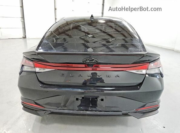 KMHLS4AG1PU507997 2023 HYUNDAI ELANTRA Black Вид ззаду