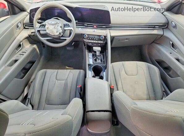 KMHLS4AG2PU483581 2023 HYUNDAI ELANTRA Красный Вид панели приборов