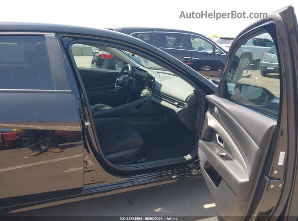 KMHLS4AG3PU416276 2023 HYUNDAI ELANTRA Black წინა სალონის ხედი