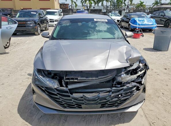 KMHLS4AG4MU166932 2021 HYUNDAI ELANTRA Silver Widok z przodu