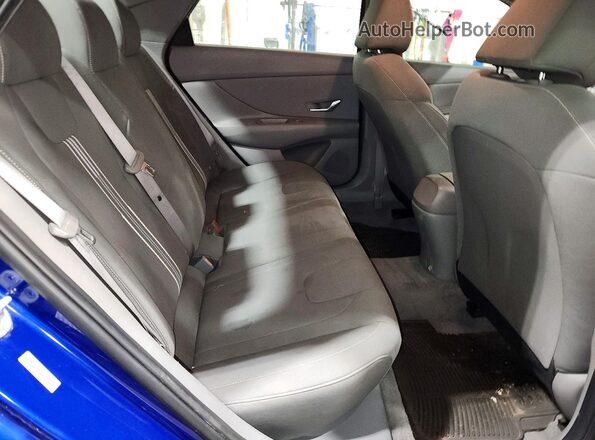 KMHLS4AG4PU415556 2023 HYUNDAI ELANTRA Blue Rear seats view