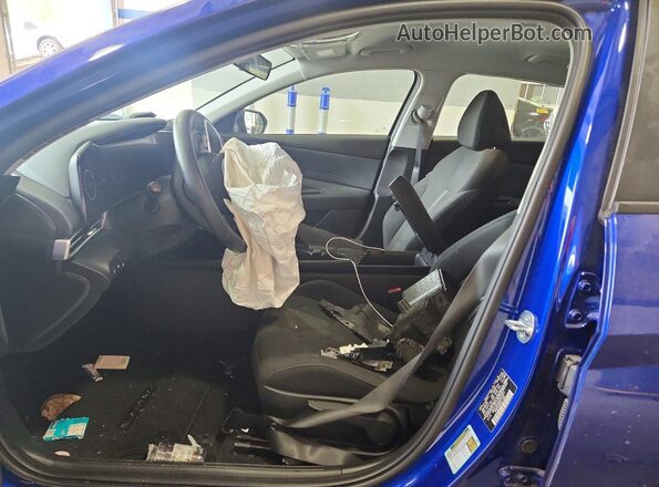 KMHLS4AG4PU617247 2023 HYUNDAI ELANTRA Blue წინა სალონის ხედი