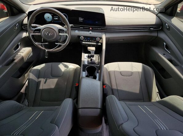 KMHLS4AG5PU428106 2023 HYUNDAI ELANTRA Red Առջևի վահանակի տեսք