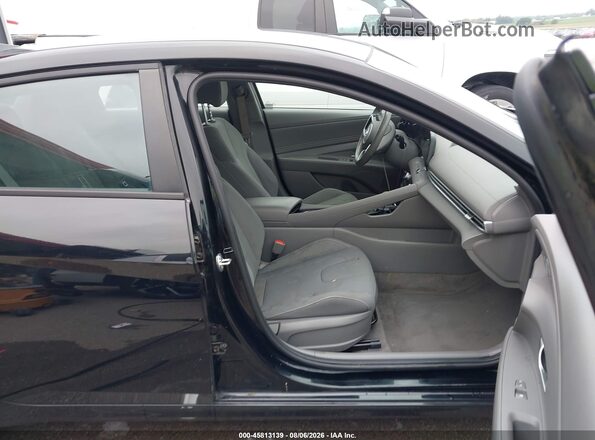 KMHLS4AG6PU558671 2023 HYUNDAI ELANTRA Black Вид салону спереду