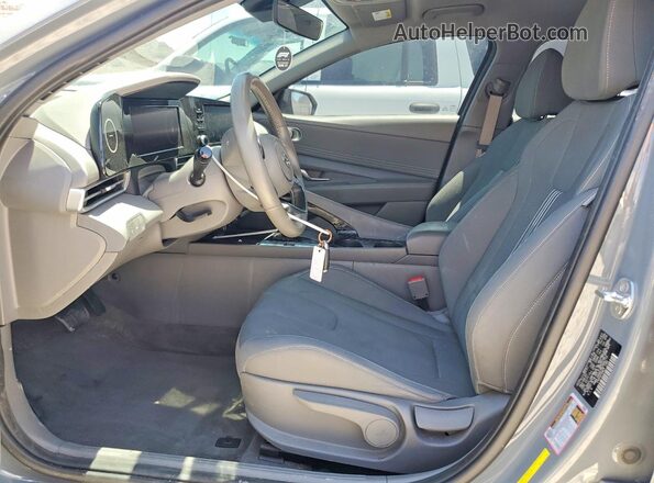 KMHLS4AG7NU306716 2022 HYUNDAI ELANTRA Gray Front interior view