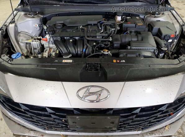 KMHLS4AG7PU559537 2023 HYUNDAI ELANTRA Silver Rear interior view