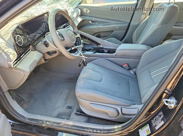 KMHLS4AG8PU516454 2023 HYUNDAI ELANTRA Black წინა სალონის ხედი