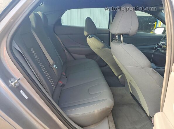 KMHLS4AG8PU617123 2023 HYUNDAI ELANTRA Gray Vista de los asientos traseros