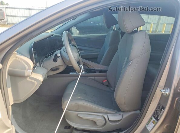 KMHLS4AG8PU617123 2023 HYUNDAI ELANTRA Gray Vista interior delantera