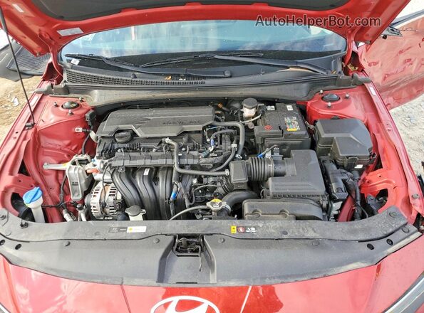 KMHLS4DG1RU763569 2024 HYUNDAI ELANTRA Red Widok wnętrza z tyłu