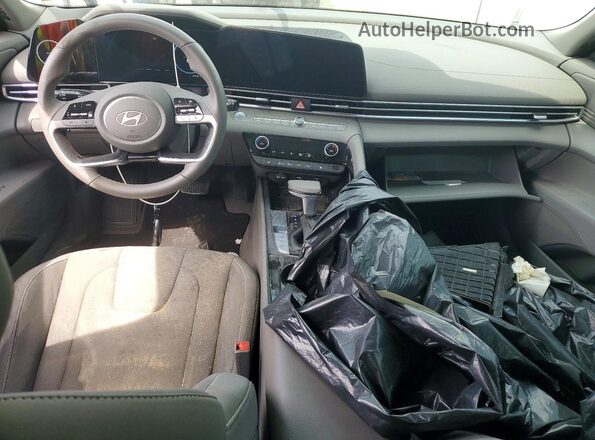 KMHLS4DG1RU807022 2024 HYUNDAI ELANTRA White Dashboard view