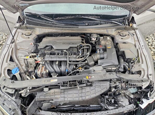 KMHLS4DG1RU830283 2024 HYUNDAI ELANTRA Silver Widok wnętrza z tyłu