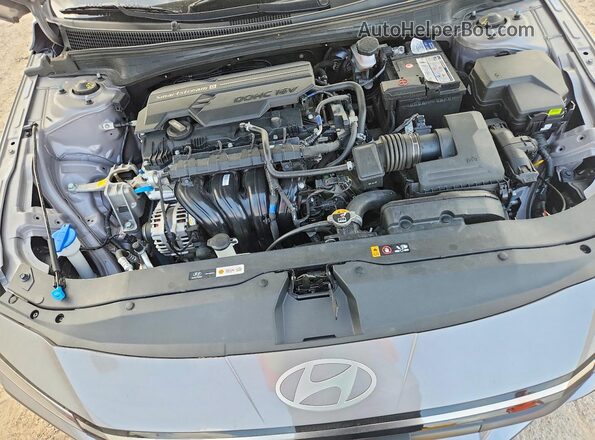 KMHLS4DG1SU001185 2025 HYUNDAI ELANTRA Gray Vista interior trasera