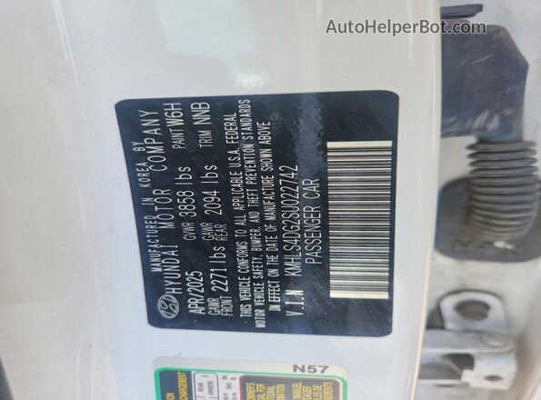 KMHLS4DG2SU022742 2025 HYUNDAI ELANTRA White Vista del compartimento del motor