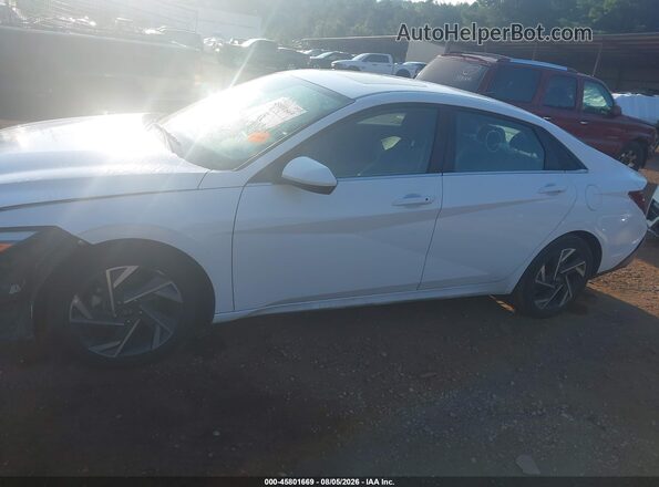 KMHLS4DG2SU031103 2025 HYUNDAI ELANTRA White Սալոնի 360 աստիճան տեսք