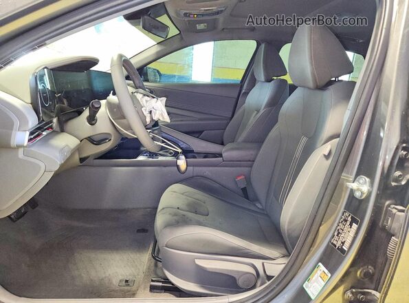 KMHLS4DG2SU046734 2025 HYUNDAI ELANTRA Gray Front interior view
