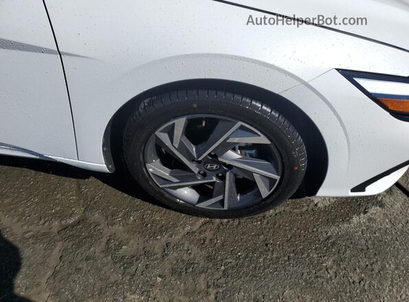 KMHLS4DG2SU856297 2025 HYUNDAI ELANTRA White 