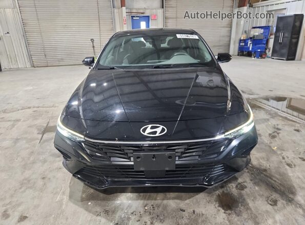 KMHLS4DG2SU950728 2025 HYUNDAI ELANTRA Black VIN կոդի պիտակի տեսք