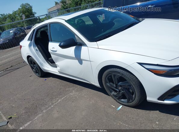 KMHLS4DG3TU106361 2026 HYUNDAI ELANTRA White Widok wnętrza 360 stopni