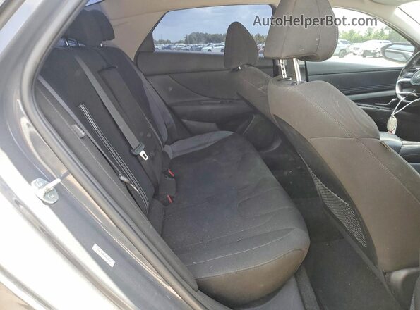 KMHLS4DG4RU646245 2024 HYUNDAI ELANTRA Gray Vista de los asientos traseros