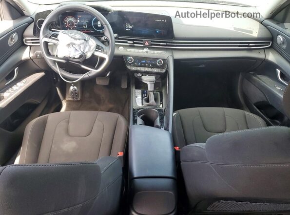 KMHLS4DG4RU796520 2024 HYUNDAI ELANTRA Black Widok deski rozdzielczej