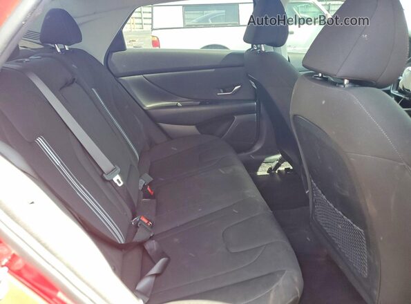 KMHLS4DG4RU807273 2024 HYUNDAI ELANTRA Red უკანა სავარძლების ხედი