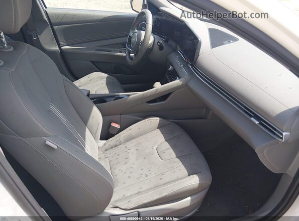 KMHLS4DG4SU019440 2025 HYUNDAI ELANTRA White Vista interior delantera