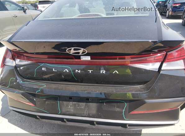 KMHLS4DG4SU968292 2025 HYUNDAI ELANTRA Black Widok z przodu
