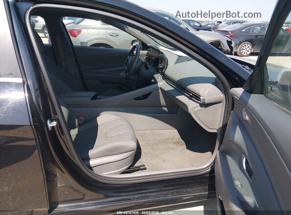 KMHLS4DG4SU968292 2025 HYUNDAI ELANTRA Black Widok wnętrza z przodu