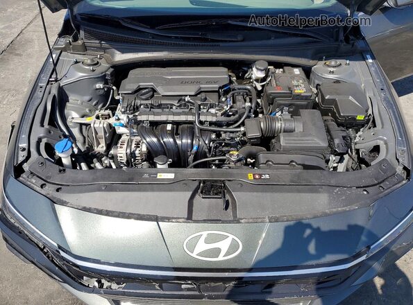 KMHLS4DG4SU981205 2025 HYUNDAI ELANTRA Silver Вид задньої частини салону