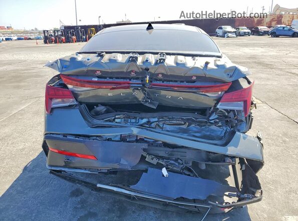 KMHLS4DG4SU981205 2025 HYUNDAI ELANTRA Silver Вид ззаду