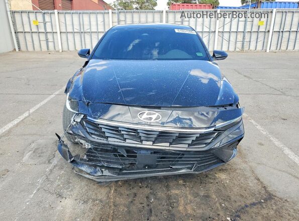 KMHLS4DG5RU650742 2024 HYUNDAI ELANTRA Черный Вид спереди