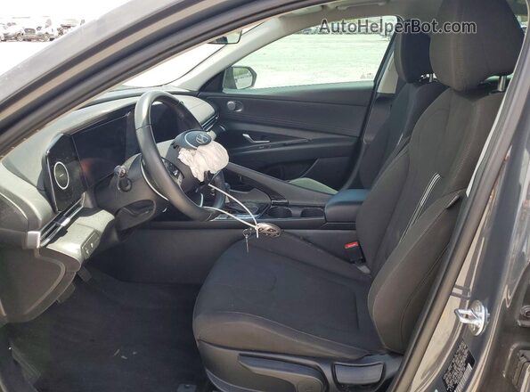 KMHLS4DG5RU840153 2024 HYUNDAI ELANTRA Серый Вид салона спереди