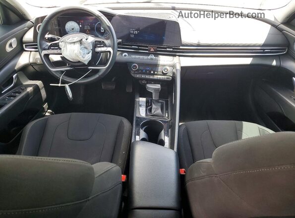 KMHLS4DG5RU840153 2024 HYUNDAI ELANTRA Серый Вид панели приборов