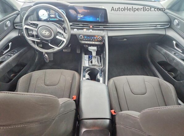 KMHLS4DG5SU019950 2025 HYUNDAI ELANTRA White Առջևի վահանակի տեսք