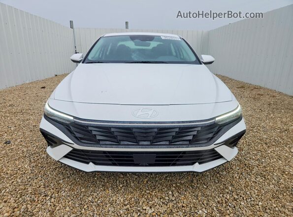 KMHLS4DG5SU019950 2025 HYUNDAI ELANTRA White Դիմացի տեսք