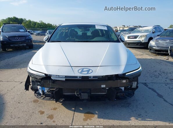 KMHLS4DG5SU031922 2025 HYUNDAI ELANTRA White უკანა სალონის ხედი