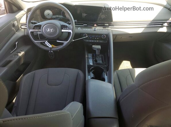 KMHLS4DG5SU936578 2025 HYUNDAI ELANTRA Silver Widok deski rozdzielczej