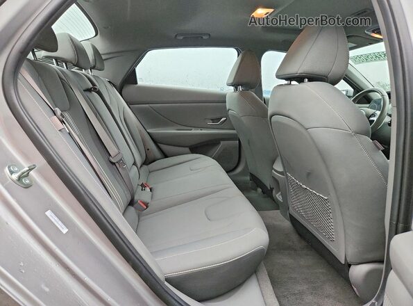 KMHLS4DG5SU975090 2025 HYUNDAI ELANTRA Gray Вид задніх сидінь