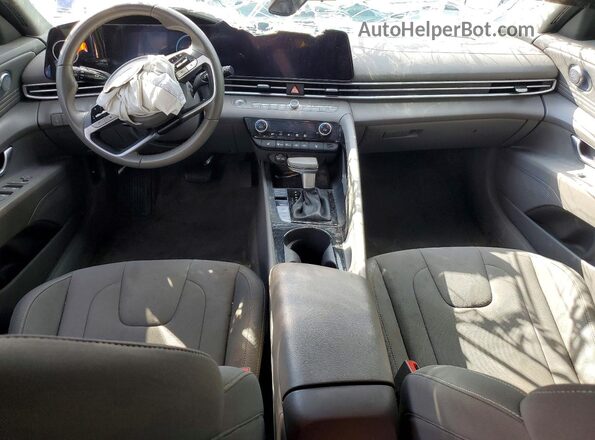 KMHLS4DG6RU711872 2024 HYUNDAI ELANTRA Blue Widok deski rozdzielczej