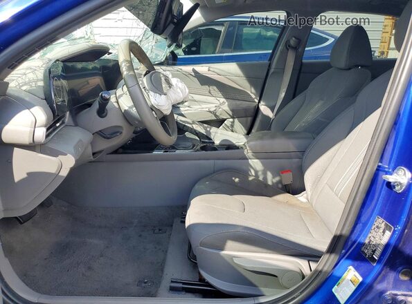 KMHLS4DG6RU711872 2024 HYUNDAI ELANTRA Blue Widok wnętrza z przodu