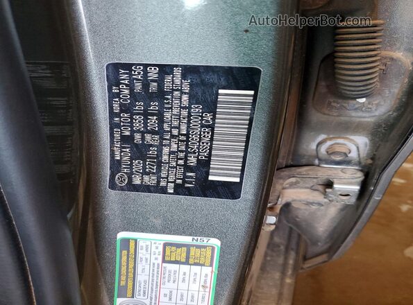 KMHLS4DG6SU000193 2025 HYUNDAI ELANTRA Charcoal Вид підкапотного простору