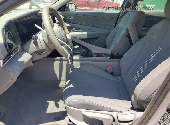 KMHLS4DG6SU951395 2025 HYUNDAI ELANTRA Gray Widok wnętrza z przodu