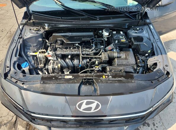 KMHLS4DG7RU687811 2024 HYUNDAI ELANTRA Gray Widok komory silnika
