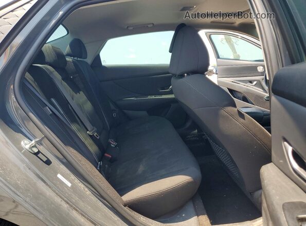 KMHLS4DG7RU687811 2024 HYUNDAI ELANTRA Gray Widok wnętrza z tyłu