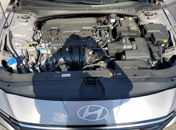 KMHLS4DG8SU944254 2025 HYUNDAI ELANTRA Gray Rear interior view