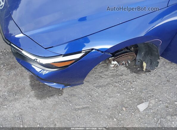 KMHLS4DG8SU998430 2025 HYUNDAI ELANTRA Blue Widok z przodu